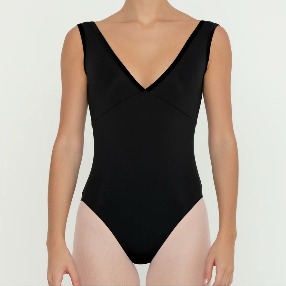 Bullet Pointe Leotard Black V-Neck